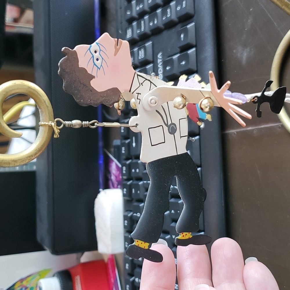Karen Rossi metal "DOCTOR" ornament and stand